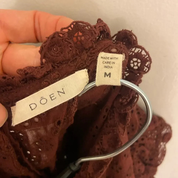 Doen Floryn Lace Trimmed Ruffled Top Antique Walnut Size Medium - Picture 8 of 10